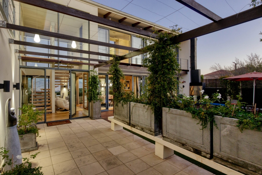 4 Bedroom Property for Sale in Briza Western Cape